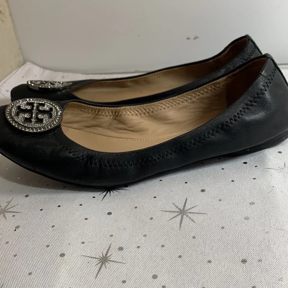 Tory Burch Black Flats with Silver sparkle logo design - Picture 4 of 9